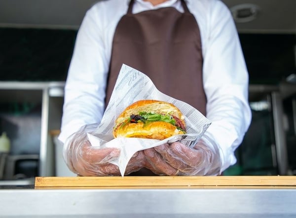 Serving burger food truck menu - Photo by Kampus Production from Pexels