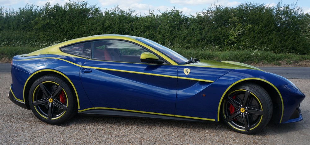 Ferrari-Gold-Blue-Supercar-Wrap-Gumball-3000-Rally- Raccoon